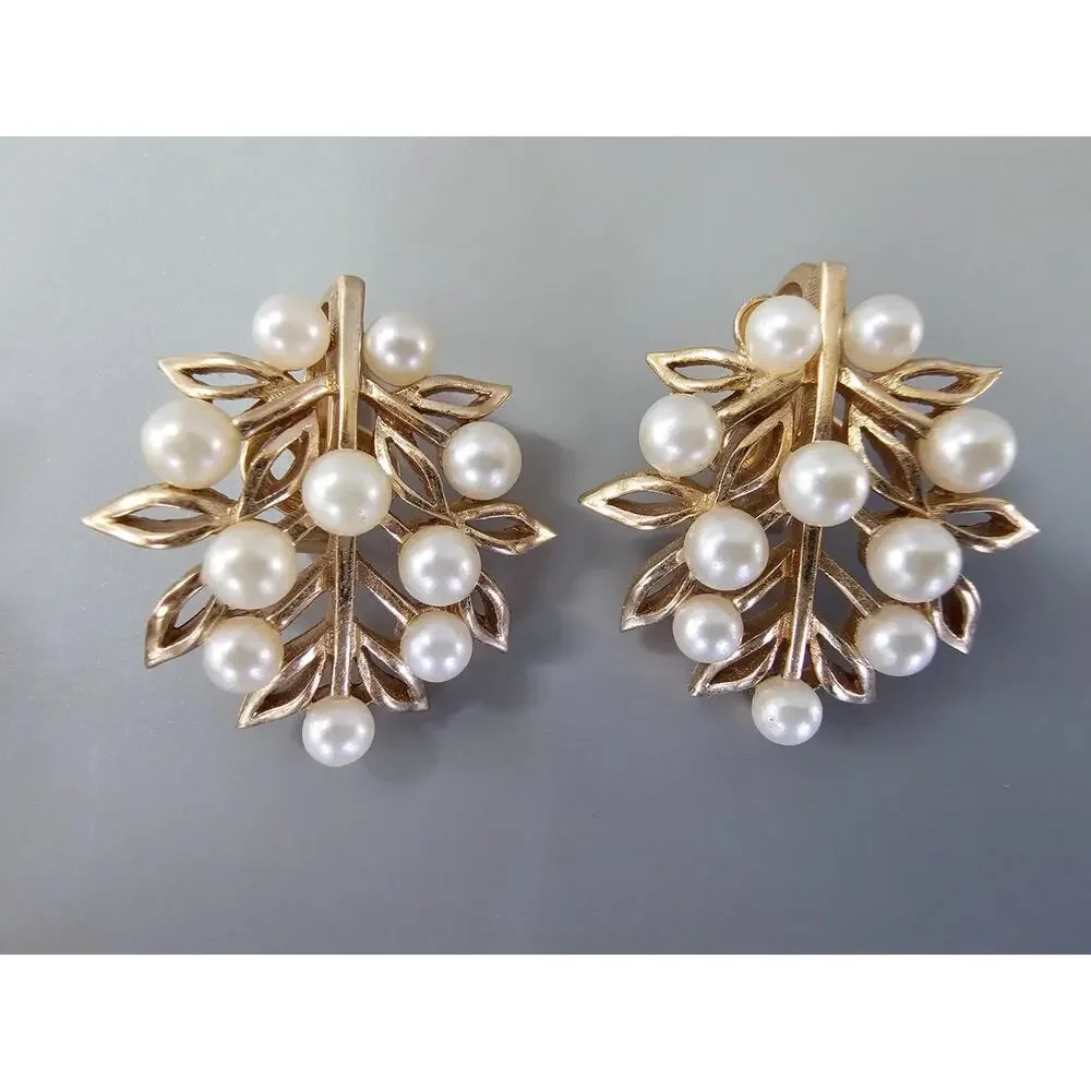 Crown Trifari Vtg Faux Pearl Rose Gold Leaf Brooch Clip Earrings Set 1960s